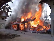 Puluhan Kedai Di Pangkalan Kerinci Hangus Terbakar